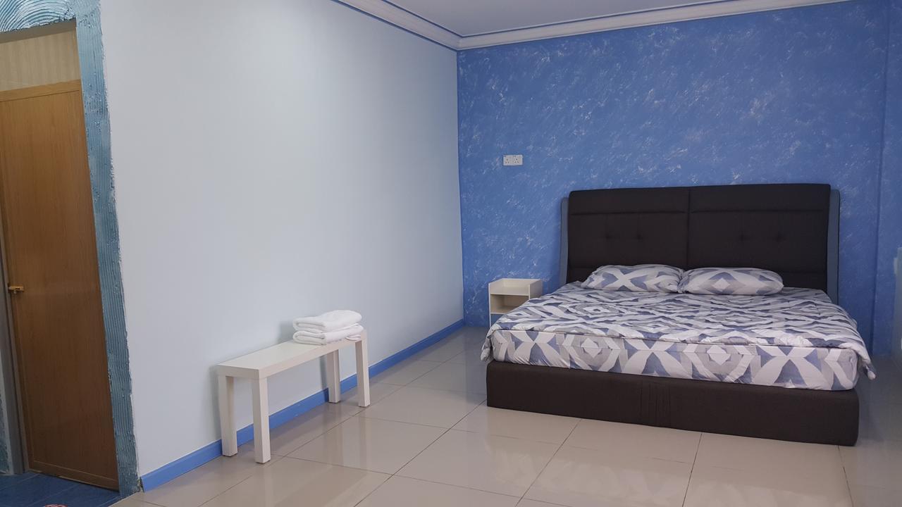 Bentong Street View Guest House 文冬街景旅馆 Kampong Chabang Экстерьер фото